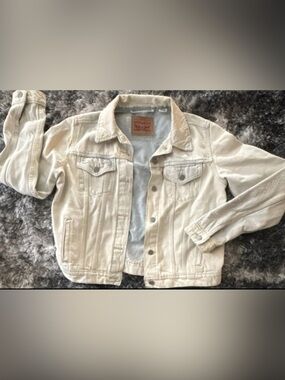 Levi Strauss & Co. Beige Embroidered Lightweight Denim Jacket